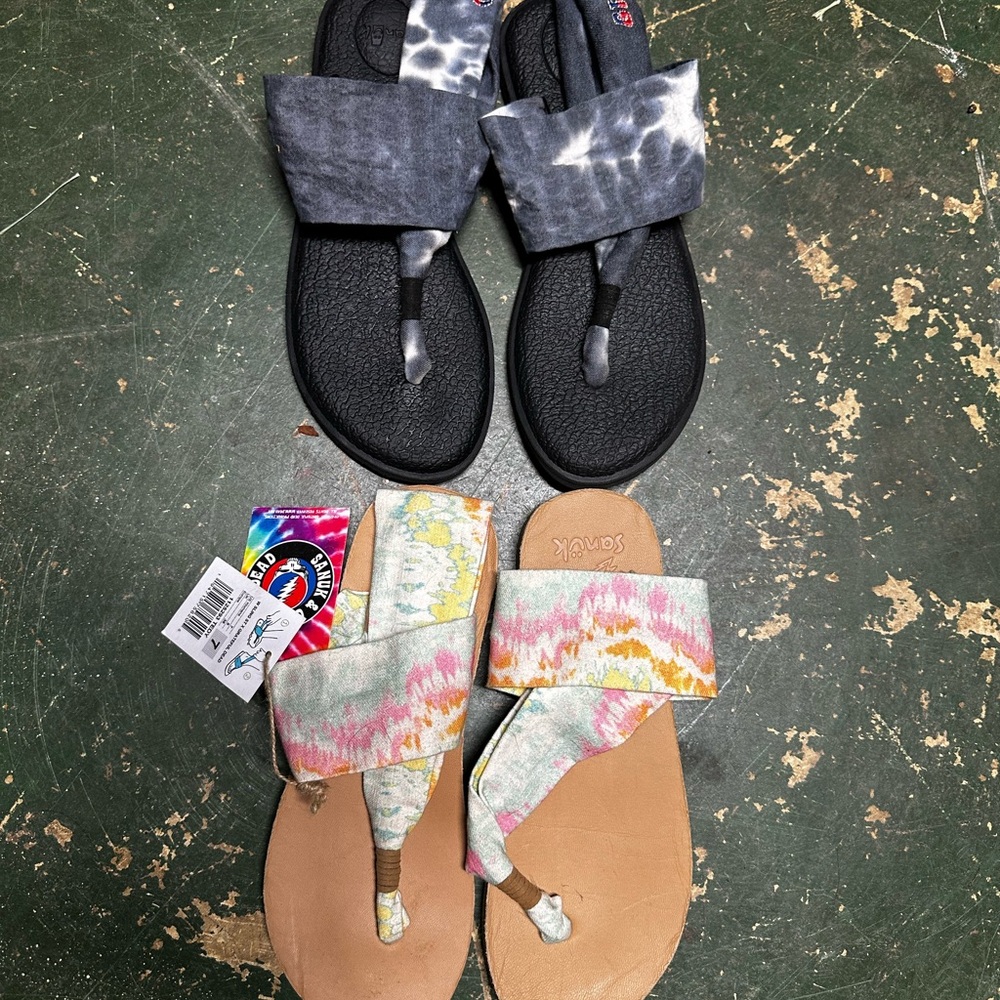 Tie-Dye Sandals Set - Black and Multicolor